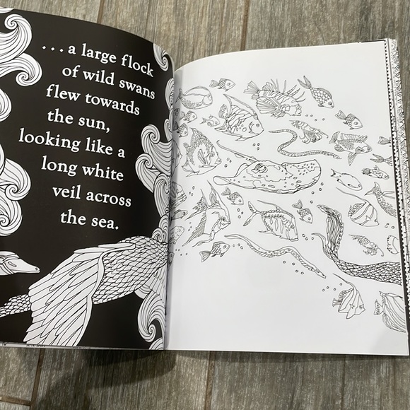 Mermaid Coloring Book - Picture 9 of 14